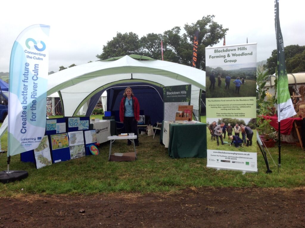 Connecting the Culm stall at an event